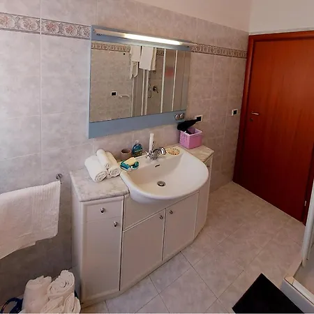 Claudi A Apartment San Vincenzo