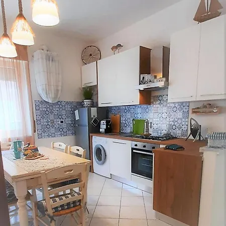 Claudi A Apartment